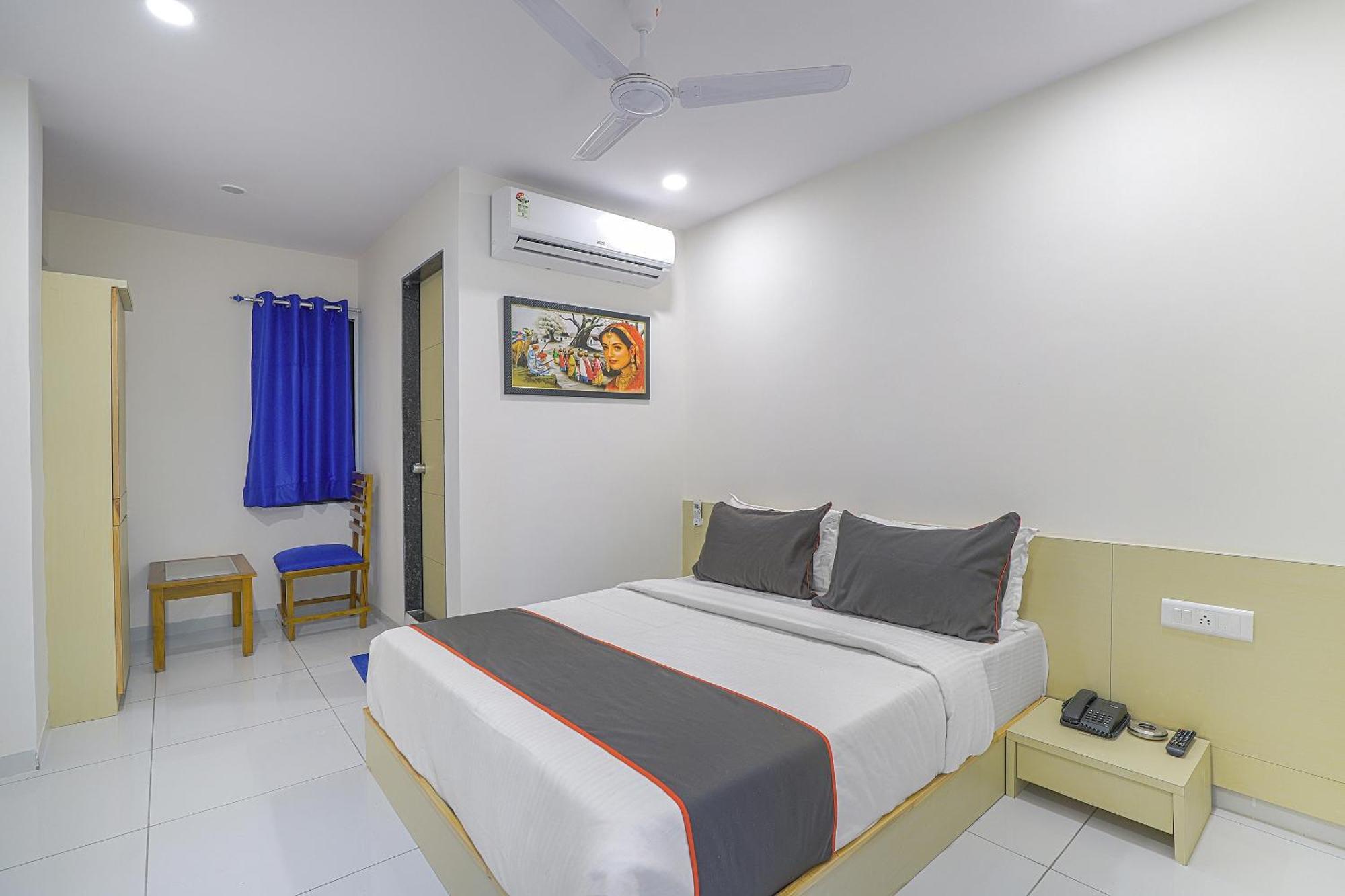 Hotel O La Veera أحمد أباد المظهر الخارجي الصورة