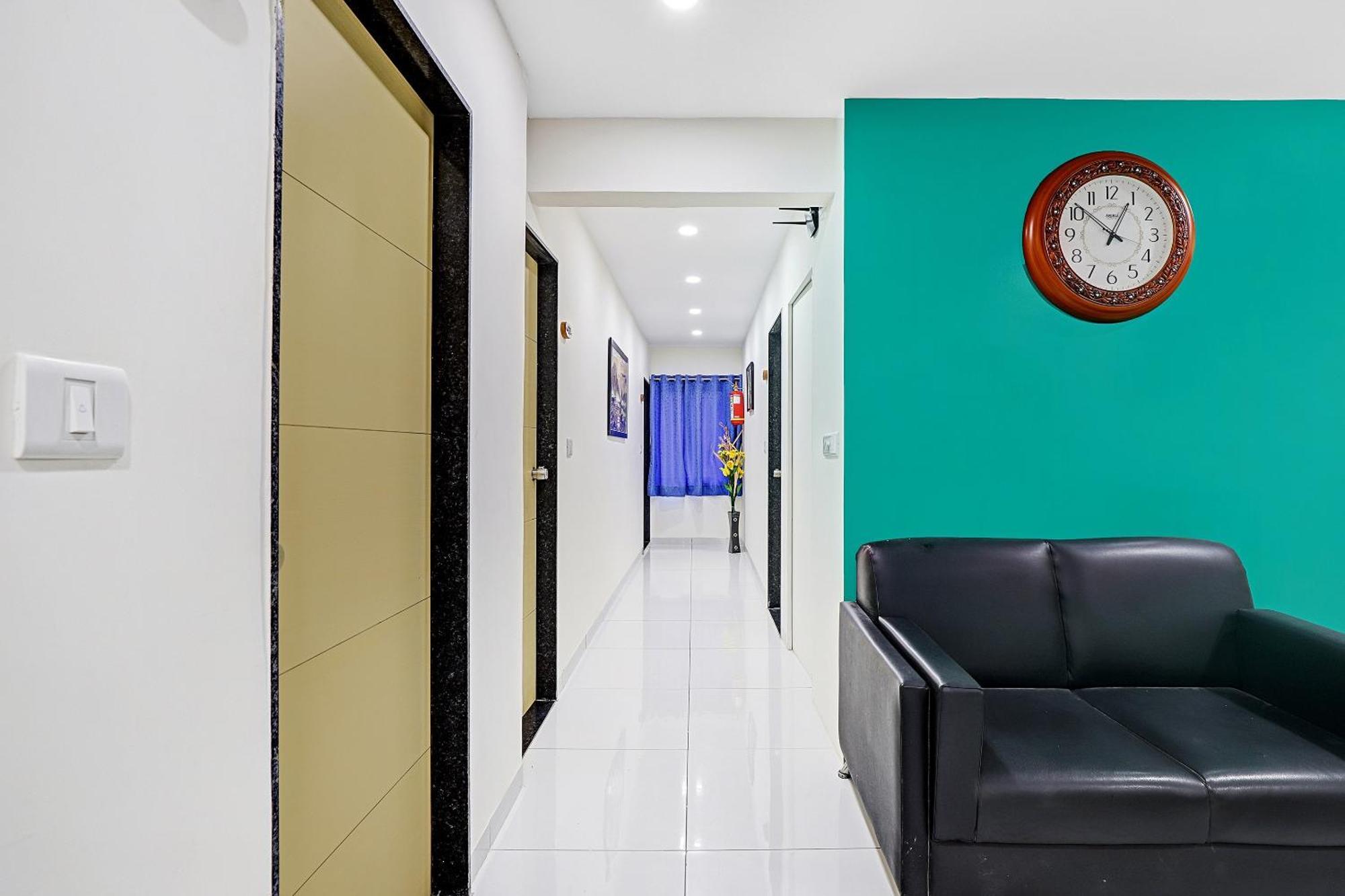 Hotel O La Veera أحمد أباد المظهر الخارجي الصورة